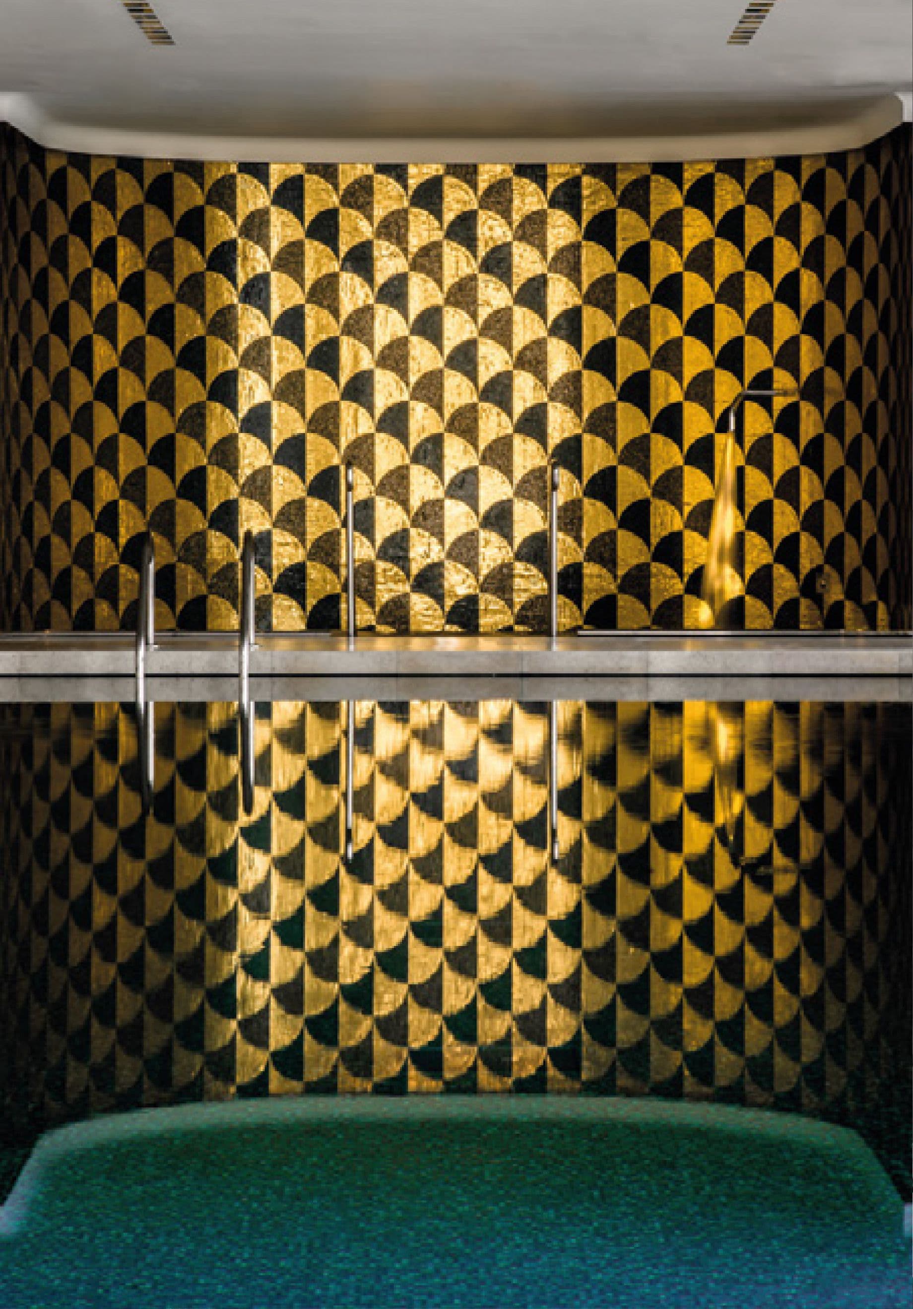 EXPERIENCE LUXURY TRAVEL